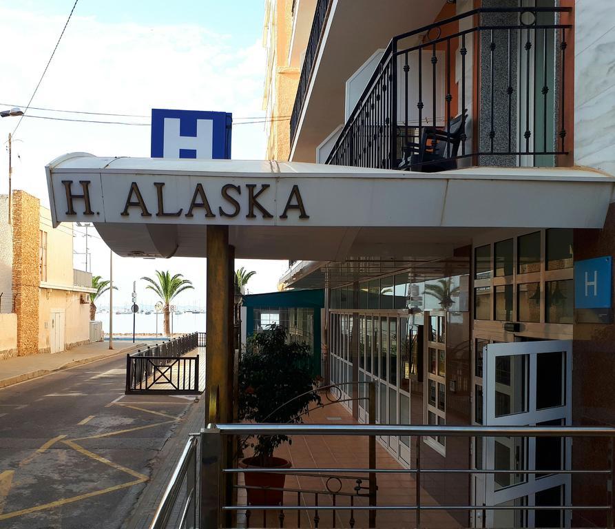 Hotel Alaska ซานเปรโดเดลปีนาตาร์ ภายนอก รูปภาพ
